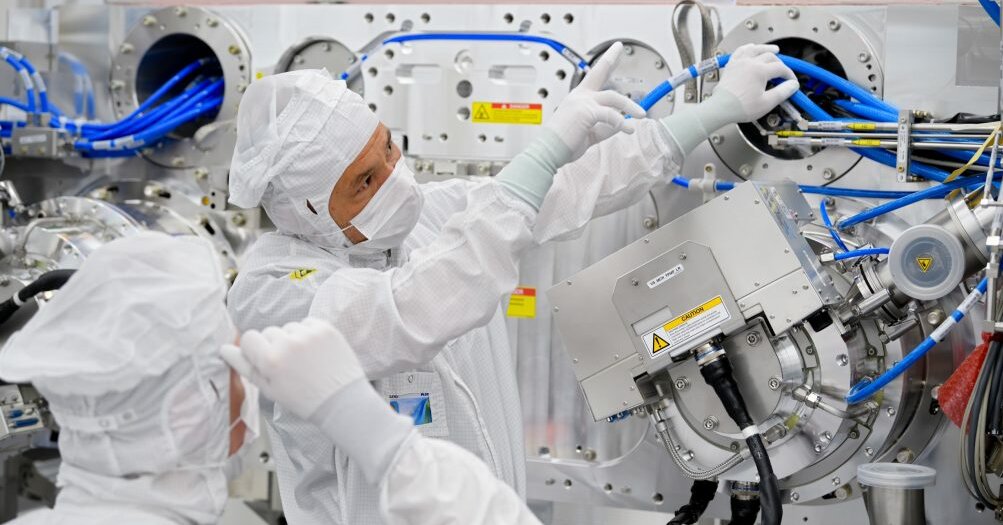 Unveiling of new iPhone with ultra-fast chip from an ASML machine